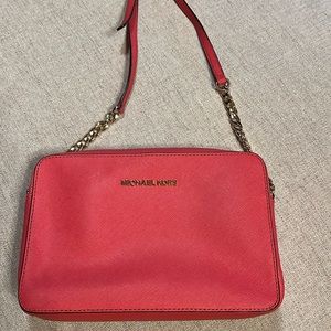 Micheal Kors crossbody